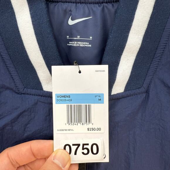 NIKE WOMEN'S MEDIUM NAVY BLUE BENCH MID THIGH QUILTED JACKET DC9103-419 - Picture 3 of 6